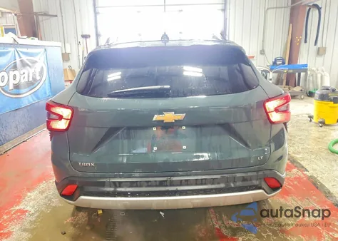 2025 Chevrolet Trax 1Lt z USA, uszkodzony, nr VIN KL77LHEP9SC334097